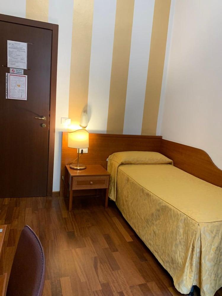 Hotel Bogart 2 Milano Dış mekan fotoğraf